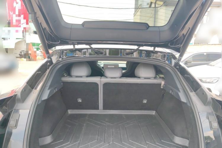 Used Lynk & Co Z20 2025 530 km Range Rear-Wheel Drive Pro Trunk