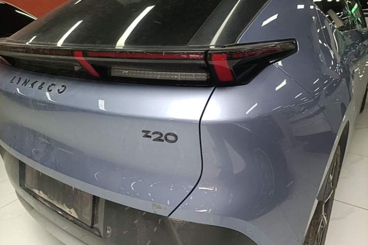 Used Lynk & Co Z20 2025 530 km Range Rear-Wheel Drive Pro Exterior 3