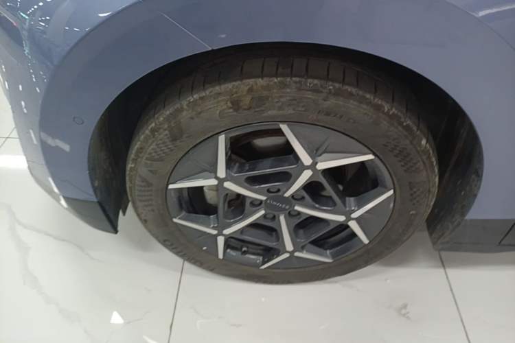 Used Lynk & Co Z20 2025 530 km Range Rear-Wheel Drive Pro Exterior 4
