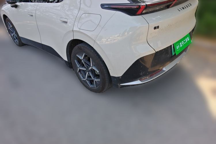 Used Lynk & Co Z20 2025 530 km Range Rear-Wheel Drive Max Rear Left 45 Deg