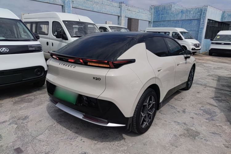 Used Lynk & Co Z20 2025 530 km Range Rear-Wheel Drive Pro Rear Right 45 Deg
