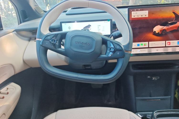 Used Lynk & Co Z20 2025 530 km Range Rear-Wheel Drive Max Steering Wheel
