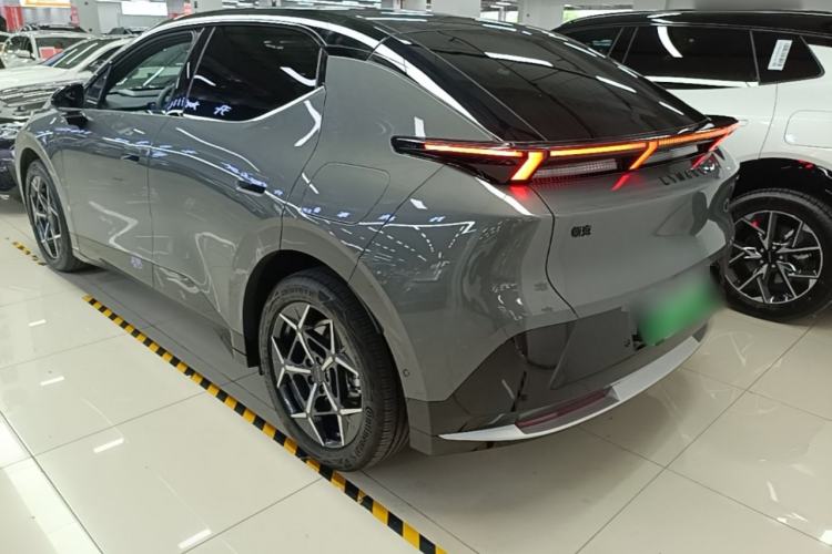 Used Lynk & Co Z20 2025 530 km Range Rear-Wheel Drive Max Exterior 2