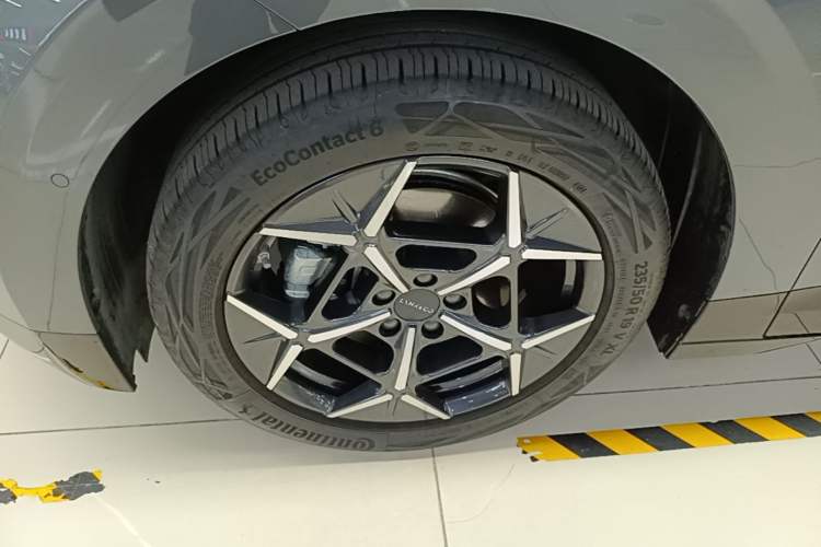 Used Lynk & Co Z20 2025 530 km Range Rear-Wheel Drive Max Exterior 4