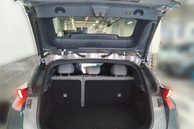 Used Lynk & Co Z20 2025 530 km Range Rear-Wheel Drive Max Trunk