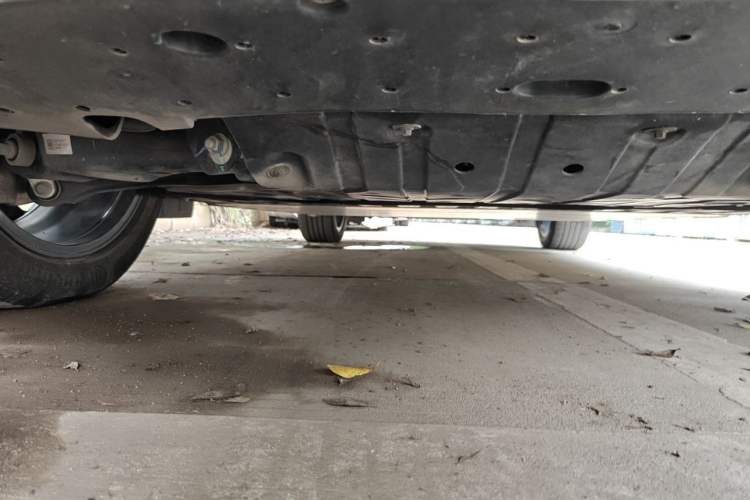 Used Lynk & Co Z20 2025 530 km Range Rear-Wheel Drive Max Chassis Rear