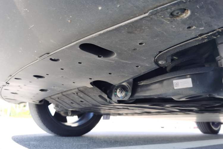 Used Lynk & Co Z20 2025 530 km Range Rear-Drive Max "Chasing the Sun" Edition Chassis Rear Right