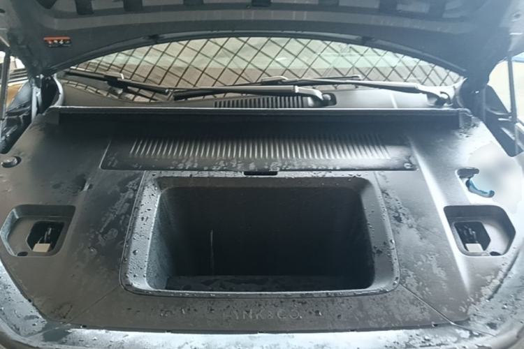 Used Lynk & Co Z20 2025 530 km Range Rear-Wheel Drive Max Engine Bay