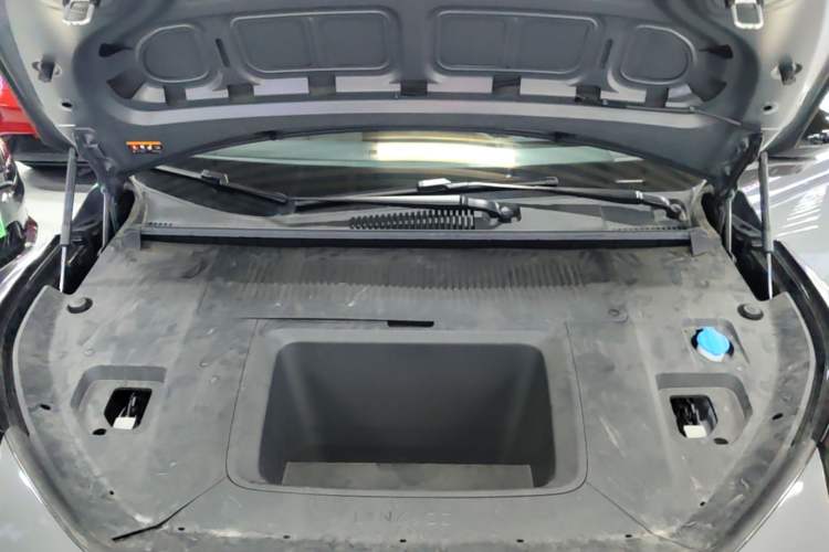 Used Lynk & Co Z20 2025 530 km Range Rear-Wheel Drive Max Engine Bay