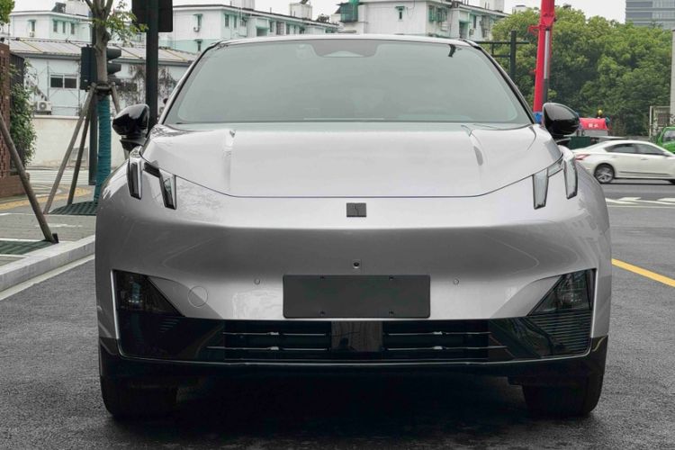 Used Lynk & Co Z20 2025 530 km Range Rear-Wheel Drive Max Exterior 4