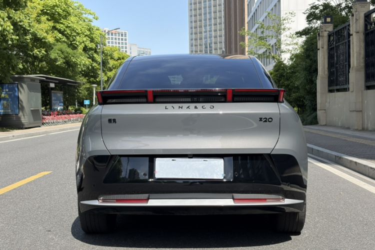 Used Lynk & Co Z20 2025 530 km Range Rear-Wheel Drive Max Exterior 6