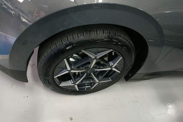 Used Lynk & Co Z20 2025 530 km Range Rear-Wheel Drive Max Exterior 7