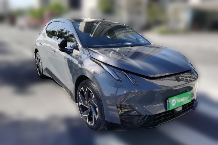 Used Lynk & Co Z20 2025 530 km Range Rear-Drive Max "Chasing the Sun" Edition Front Right 45 Deg