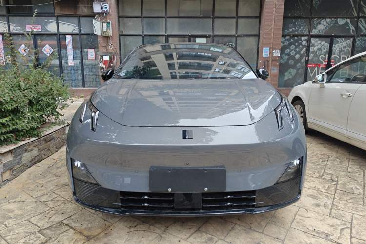 Used Lynk & Co Z20 2025 530 km Range Rear-Wheel Drive Max Front