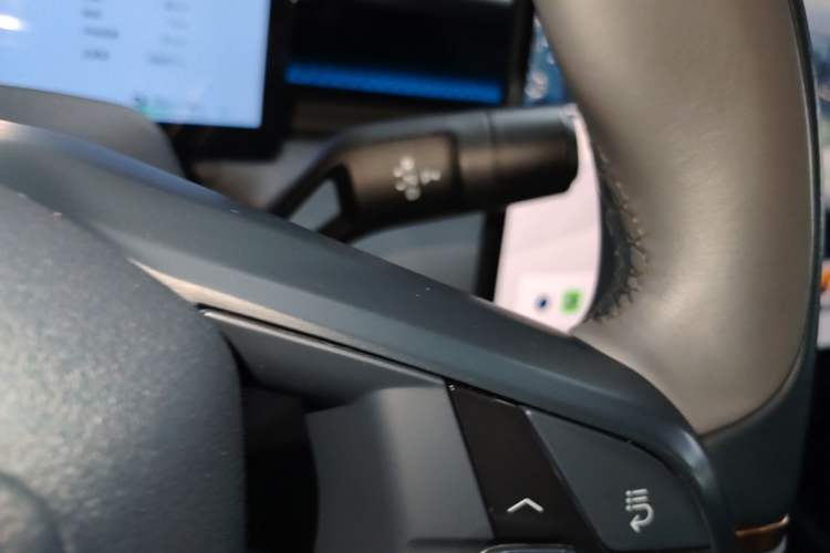 Used Lynk & Co Z20 2025 530 km Range Rear-Wheel Drive Max Gear Lever