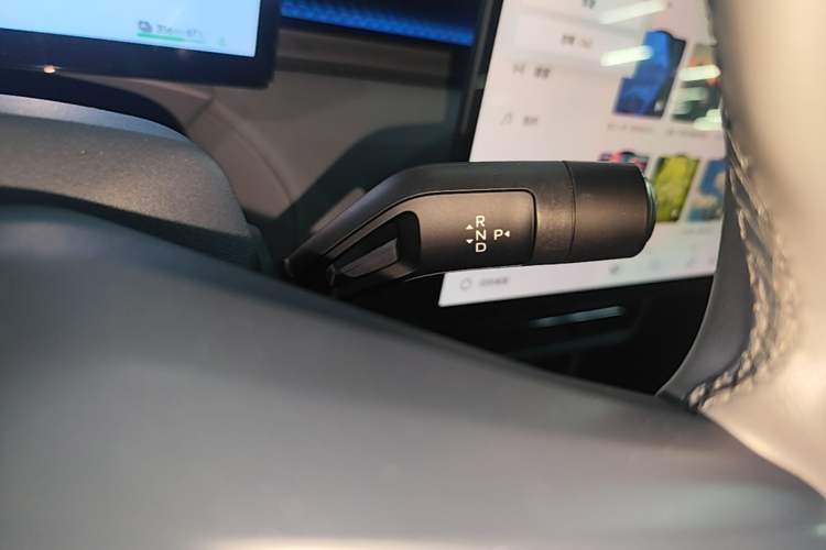 Used Lynk & Co Z20 2025 530 km Range Rear-Wheel Drive Max Gear Lever