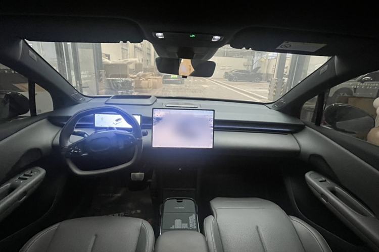Used Lynk & Co Z20 2025 530 km Range Rear-Wheel Drive Max Interior 3