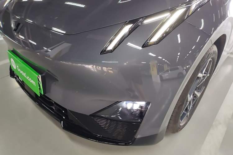 Used Lynk & Co Z20 2025 530 km Range Rear-Wheel Drive Max Left Front Headlight