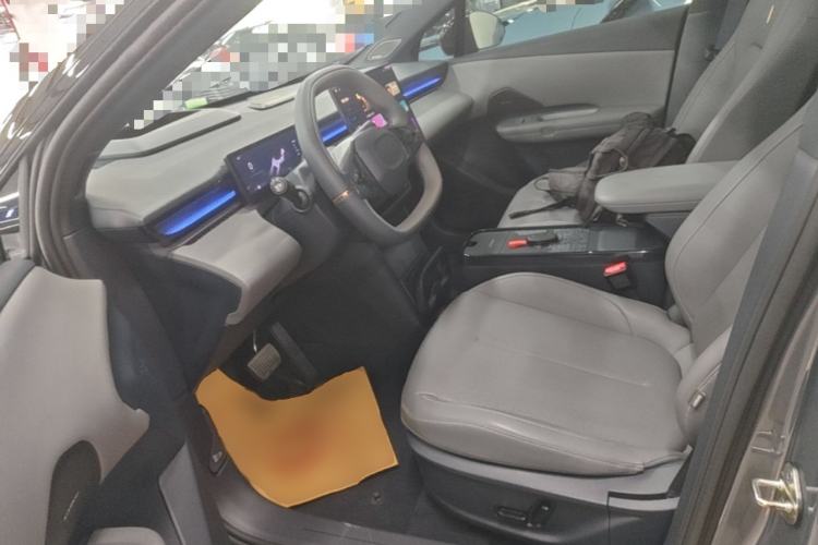 Used Lynk & Co Z20 2025 530 km Range Rear-Wheel Drive Max Left Front Seat