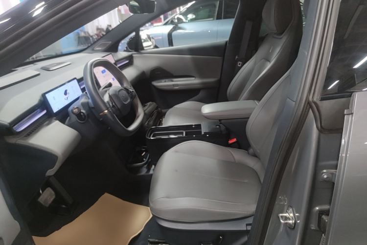 Used Lynk & Co Z20 2025 530 km Range Rear-Wheel Drive Max Left Front Seat