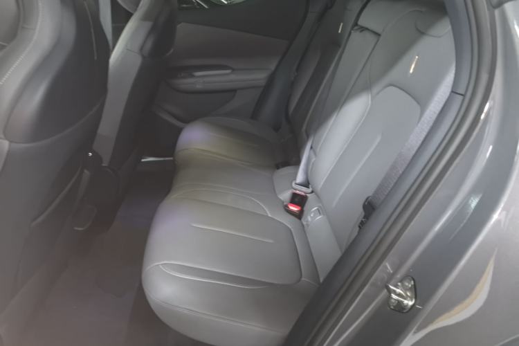 Used Lynk & Co Z20 2025 530 km Range Rear-Wheel Drive Pro Left Rear Seat