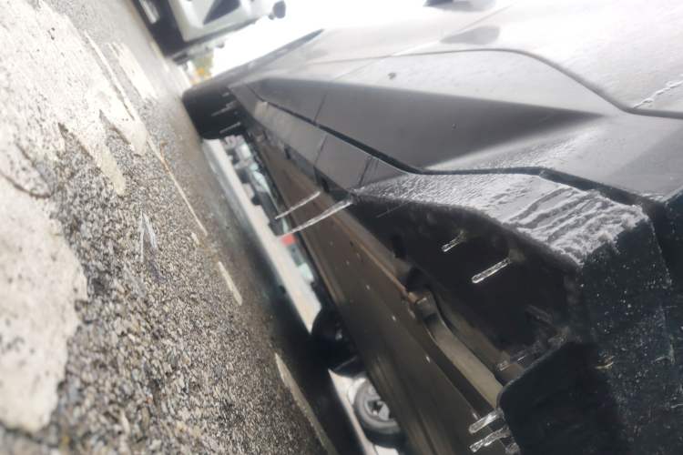 Used Lynk & Co Z20 2025 530 km Range Rear-Wheel Drive Max Left Side Sill