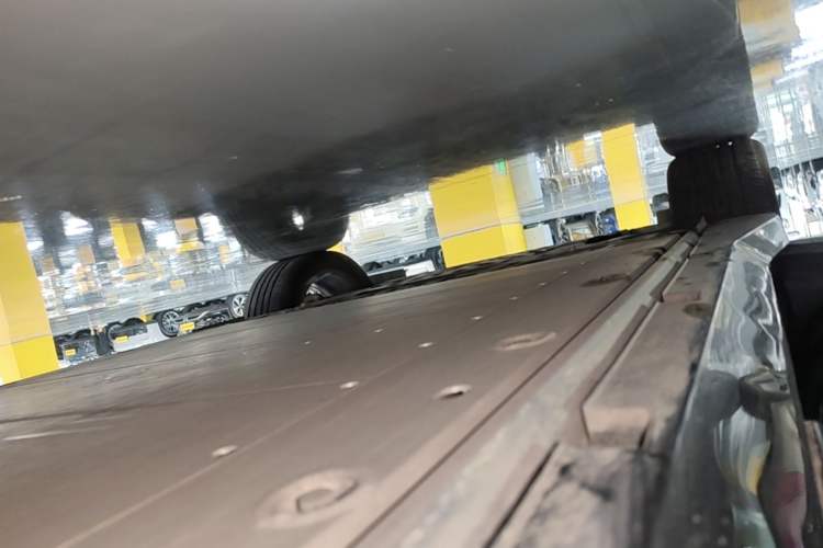 Used Lynk & Co Z20 2025 530 km Range Rear-Wheel Drive Max Left Side Sill