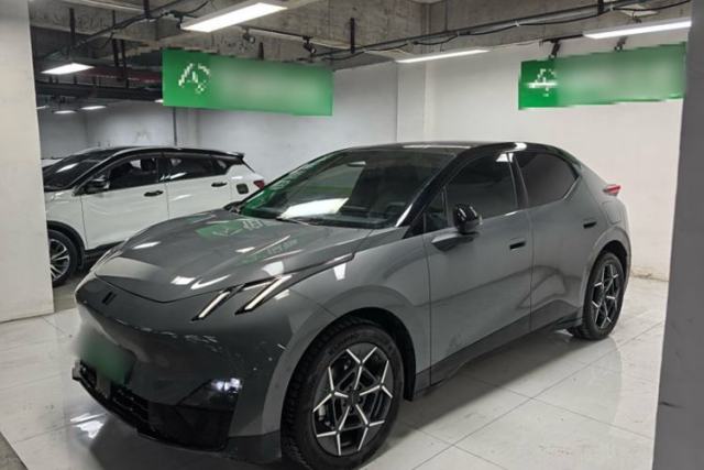 Ojetý Lynk & Co Z20 2025 530 km Range Rear-Wheel Drive Pro