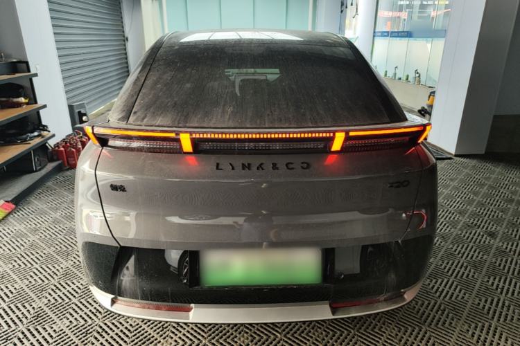 Used Lynk & Co Z20 2025 530 km Range Rear-Wheel Drive Max Rear