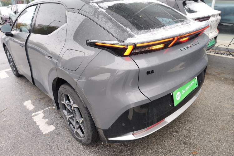 Used Lynk & Co Z20 2025 530 km Range Rear-Wheel Drive Max Rear Left 45 Deg