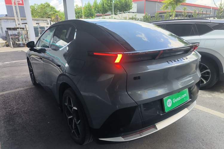 Used Lynk & Co Z20 2025 530 km Range Rear-Wheel Drive Max Rear Left 45 Deg