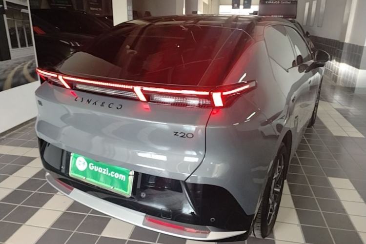 Used Lynk & Co Z20 2025 530 km Range Rear-Wheel Drive Max Rear Right 45 Deg