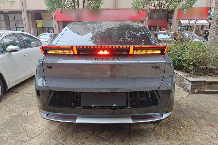 Used Lynk & Co Z20 2025 530 km Range Rear-Wheel Drive Max Rear