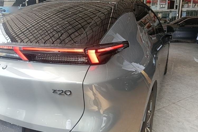 Used Lynk & Co Z20 2025 530 km Range Rear-Wheel Drive Max Right Rear Taillight