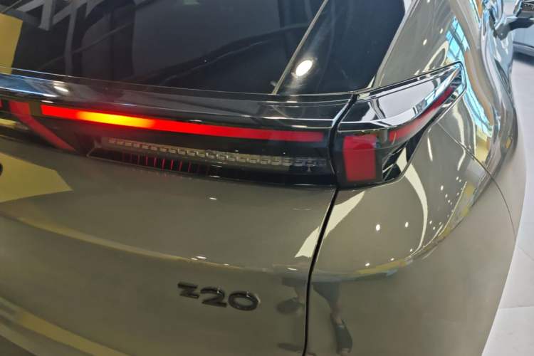Used Lynk & Co Z20 2025 530 km Range Rear-Wheel Drive Pro Right Rear Taillight