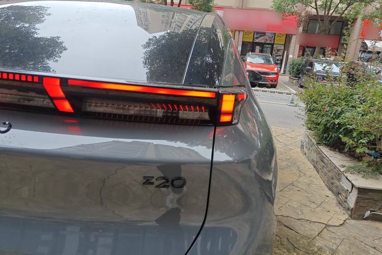 Used Lynk & Co Z20 2025 530 km Range Rear-Wheel Drive Max Right Rear Taillight