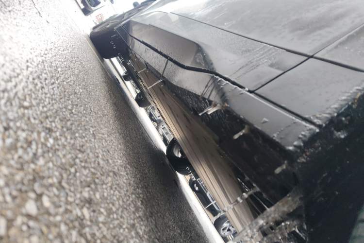 Used Lynk & Co Z20 2025 530 km Range Rear-Wheel Drive Max Right Side Sill