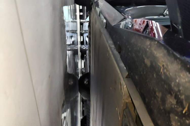 Used Lynk & Co Z20 2025 530 km Range Rear-Wheel Drive Max Right Side Sill