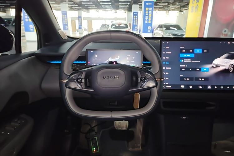 Used Lynk & Co Z20 2025 530 km Range Rear-Wheel Drive Max Steering Wheel