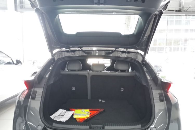 Used Lynk & Co Z20 2025 530 km Range Rear-Wheel Drive Max Trunk