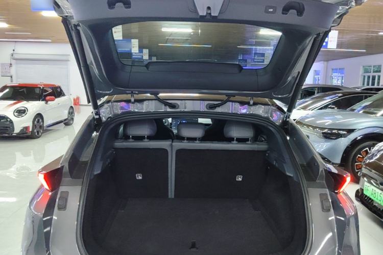 Used Lynk & Co Z20 2025 530 km Range Rear-Wheel Drive Max Trunk