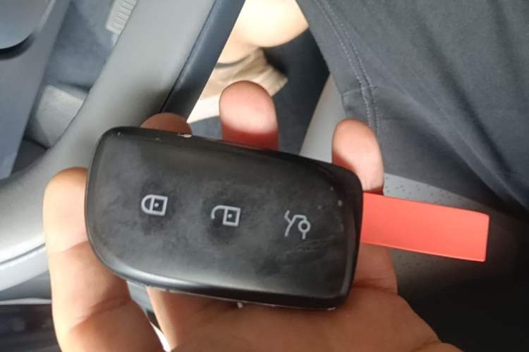 Used Lynk & Co Z20 2025 530 km Range Rear-Wheel Drive Max Vehicle Key
