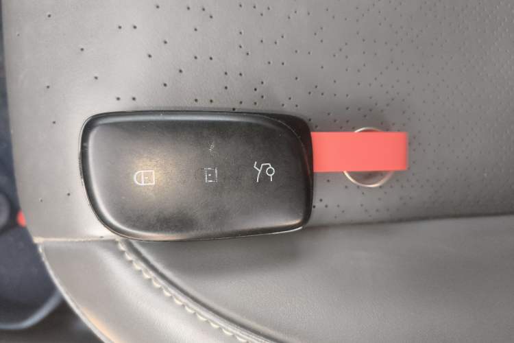 Used Lynk & Co Z20 2025 530 km Range Rear-Wheel Drive Max Vehicle Key
