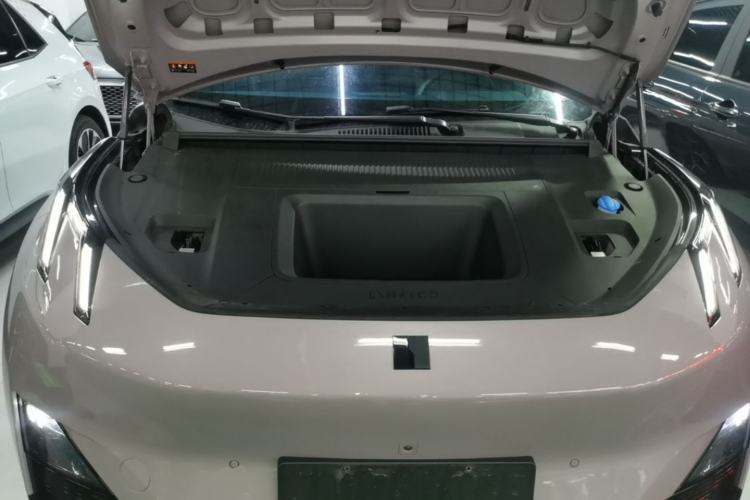 Used Lynk & Co Z20 2025 530 km Range Rear-Wheel Drive Max Engine Bay