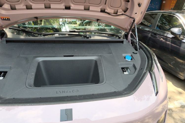 Used Lynk & Co Z20 2025 530 km Range Rear-Wheel Drive Pro Engine Bay Left
