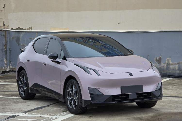 Used Lynk & Co Z20 2025 530 km Range Rear-Wheel Drive Max Exterior 5