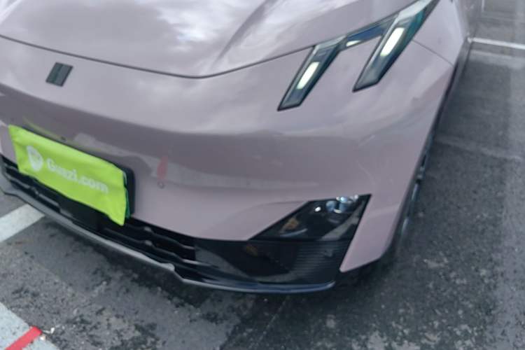 Used Lynk & Co Z20 2025 530 km Range Rear-Wheel Drive Pro Left Front Headlight