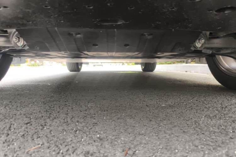 Used Lynk & Co Z20 2025 530 km Range Rear-Wheel Drive Max Chassis Rear