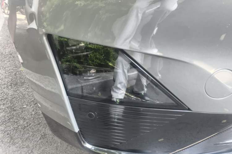 Used Lynk & Co Z20 2025 530 km Range Rear-Wheel Drive Max Right Front Headlight