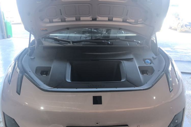 Used Lynk & Co Z20 2025 530 km Range Rear-Wheel Drive Pro Engine Bay